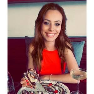 Meet your Posher, Crystal